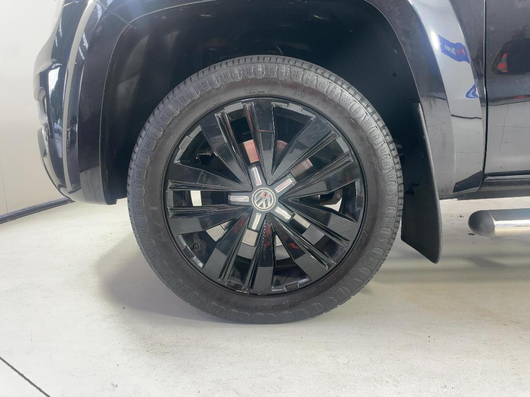 Photo '10' of Volkswagen Amarok