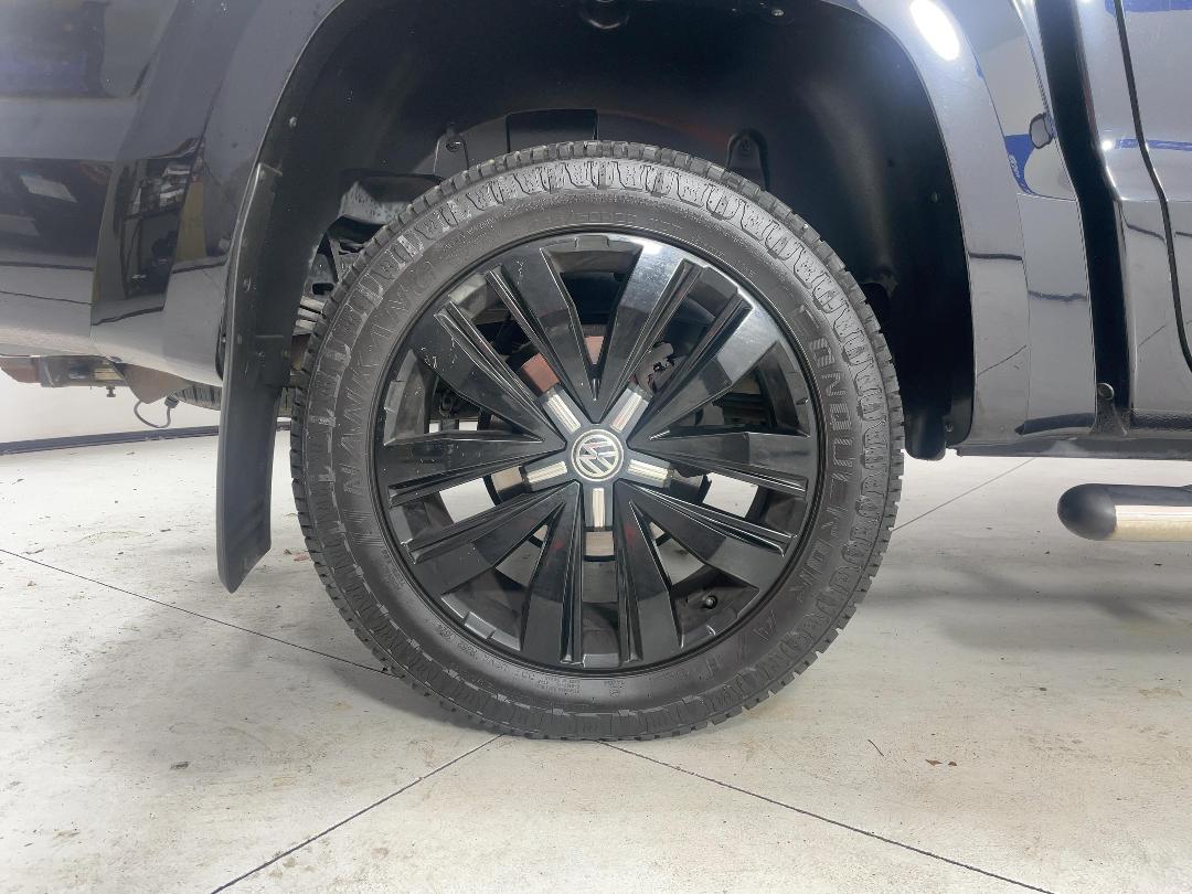 Photo '12' of Volkswagen Amarok