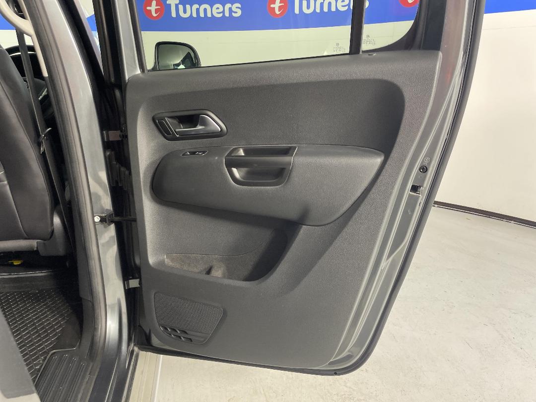 Photo '19' of Volkswagen Amarok Photo '19' of Volkswagen Amarok