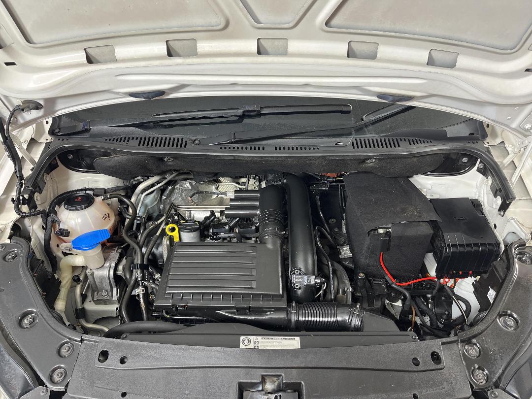 Photo '13' of Volkswagen Caddy