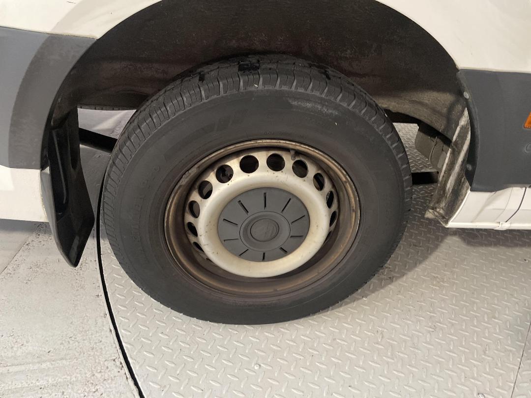 Photo '12' of Volkswagen Crafter