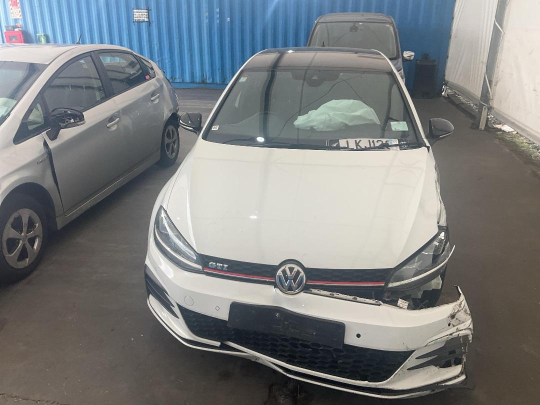 Photo '4' of Volkswagen Golf GTI 169KW