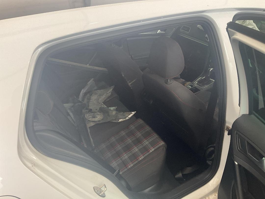 Photo '17' of Volkswagen Golf GTI 169KW