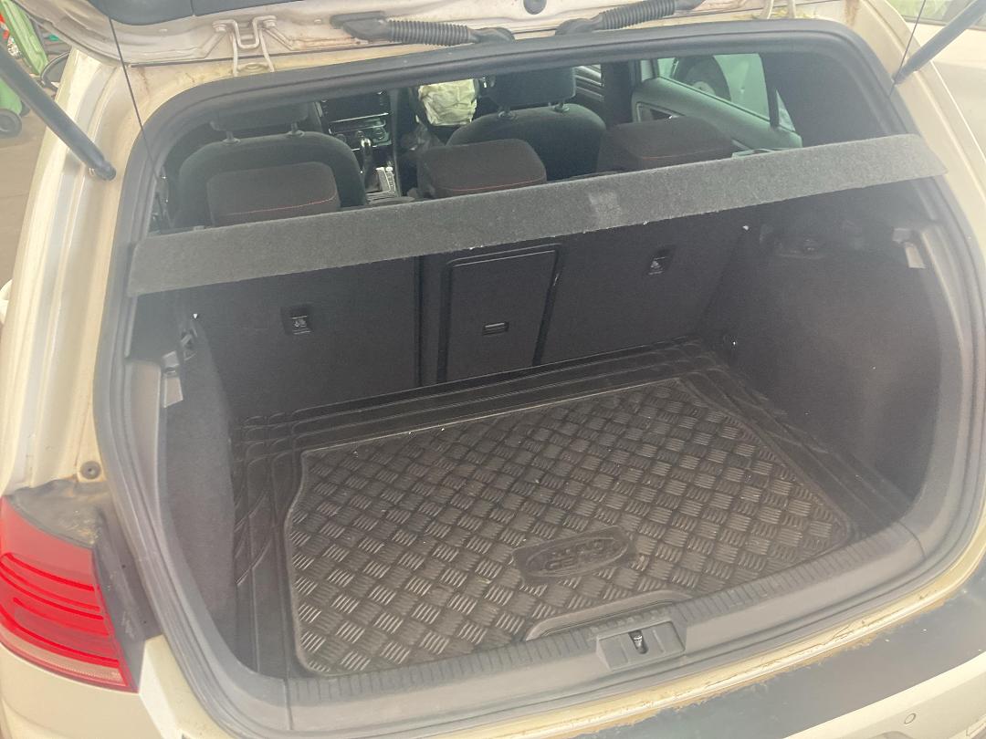 Photo '19' of Volkswagen Golf GTI 169KW