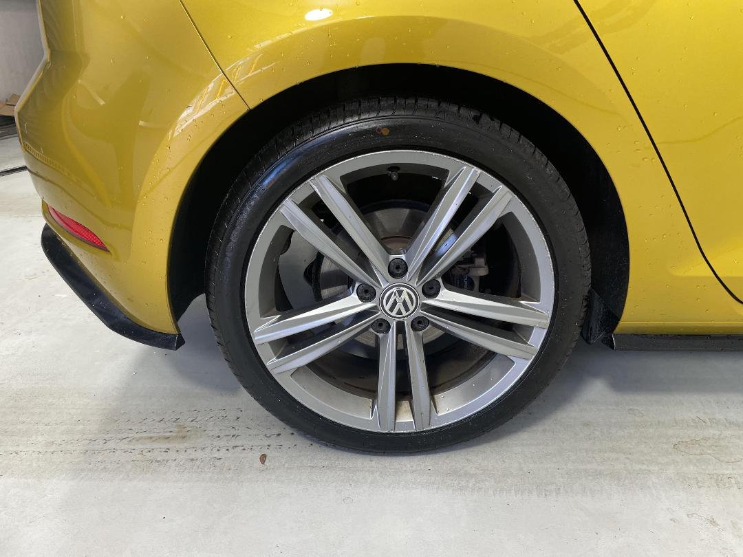 Photo '12' of Volkswagen Golf Photo '12' of Volkswagen Golf