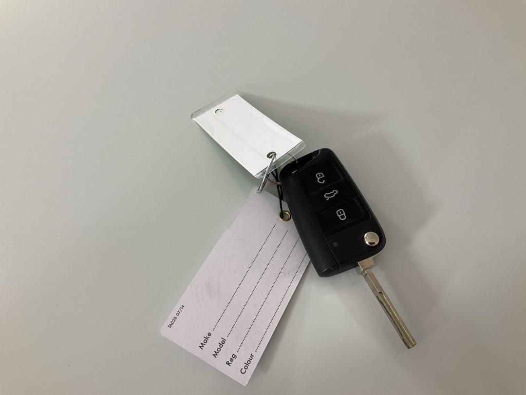 Photo '22' of Volkswagen Polo Photo '22' of Volkswagen Polo