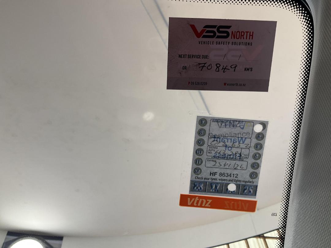 Photo '23' of Volkswagen Polo Photo '23' of Volkswagen Polo