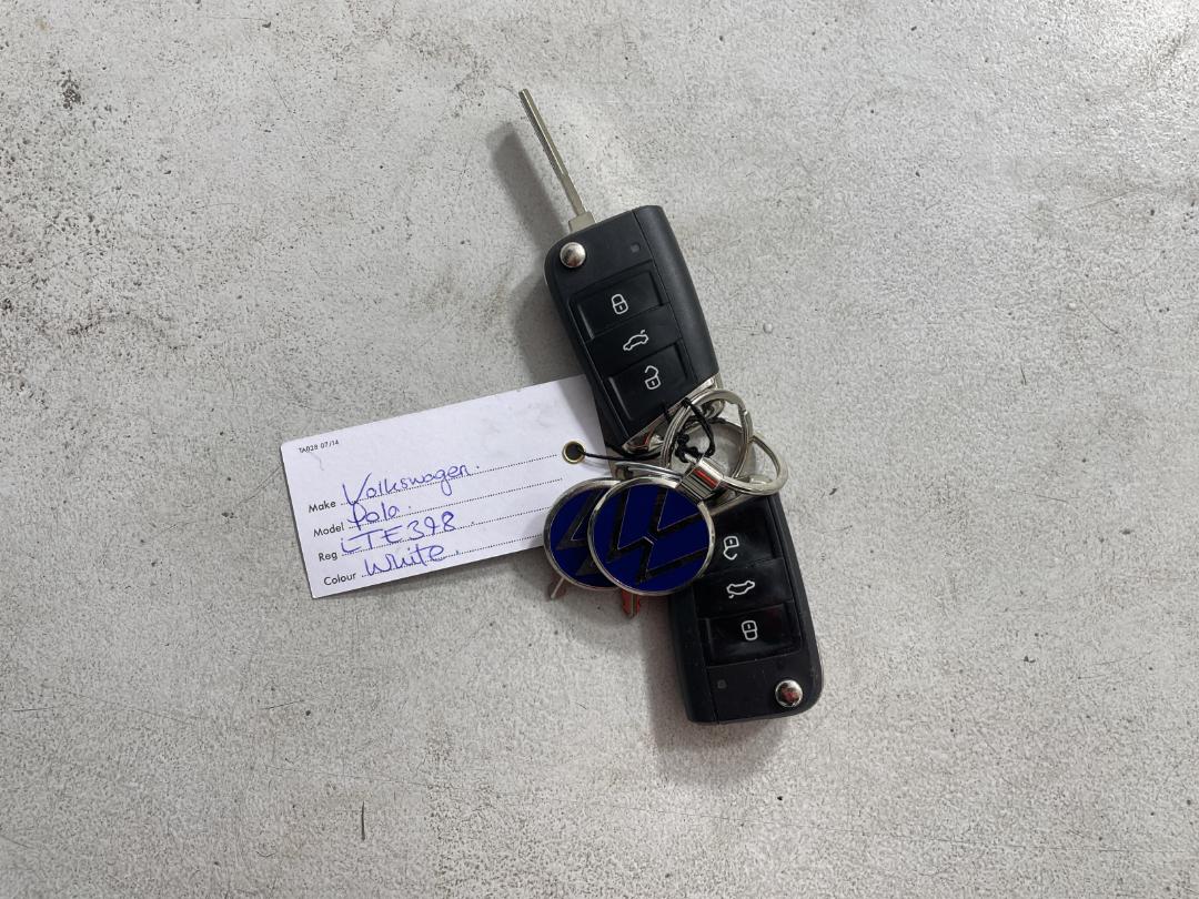 Photo '22' of Volkswagen Polo Photo '22' of Volkswagen Polo