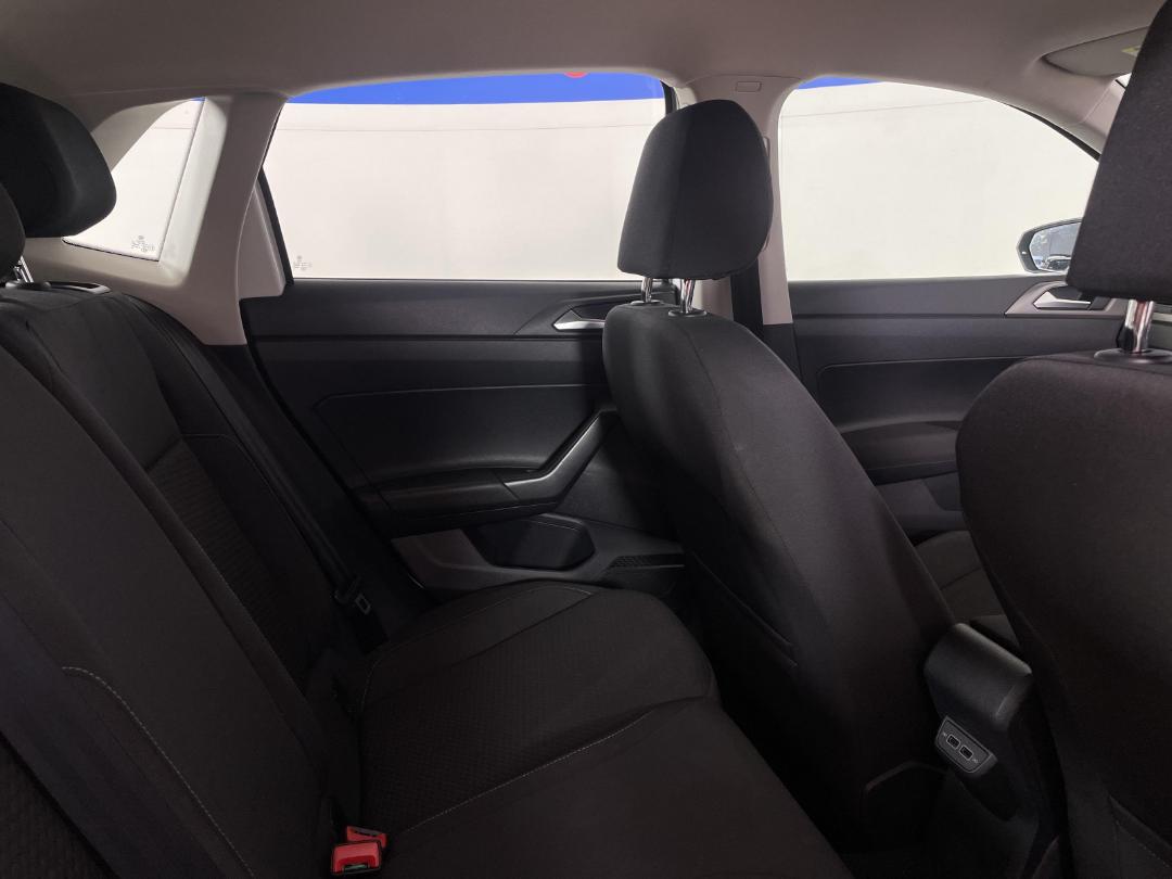 Photo '20' of Volkswagen Polo Photo '20' of Volkswagen Polo