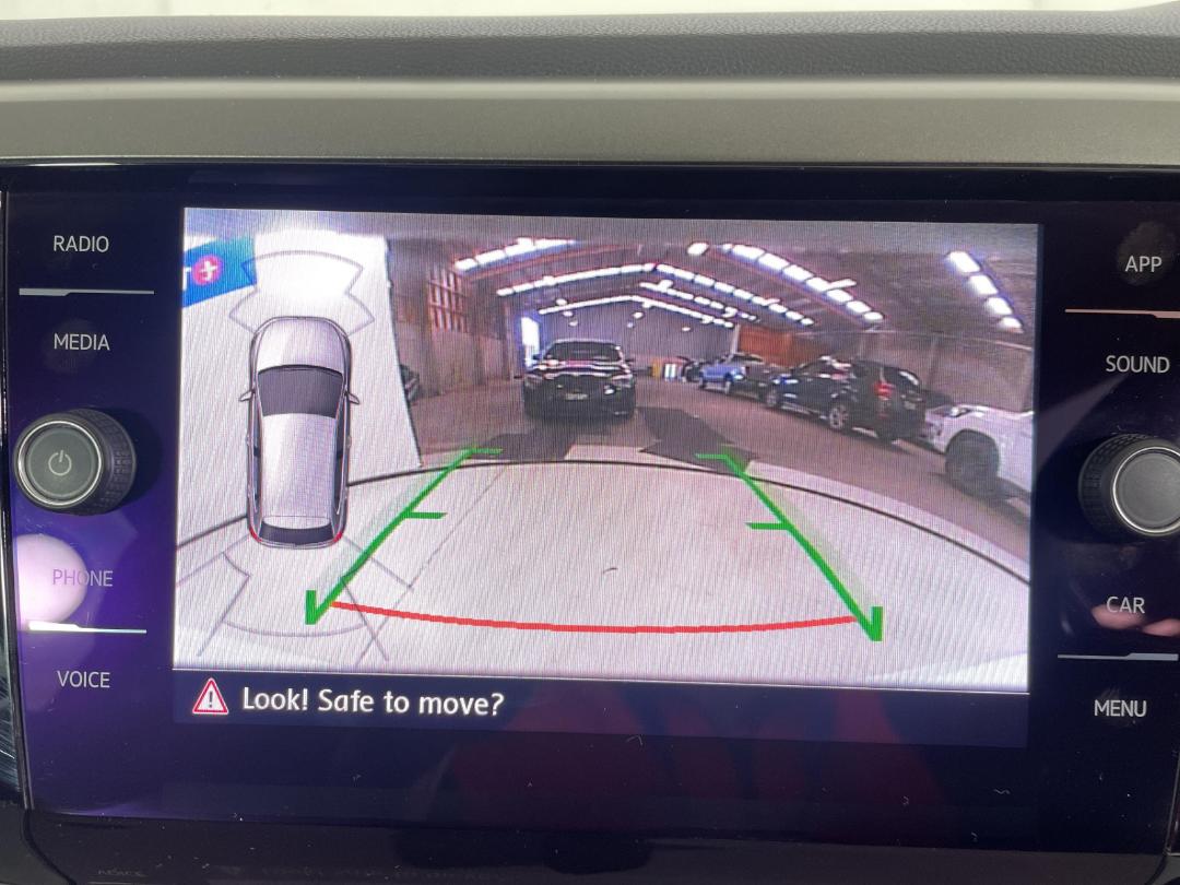 Photo '27' of Volkswagen Polo Photo '27' of Volkswagen Polo