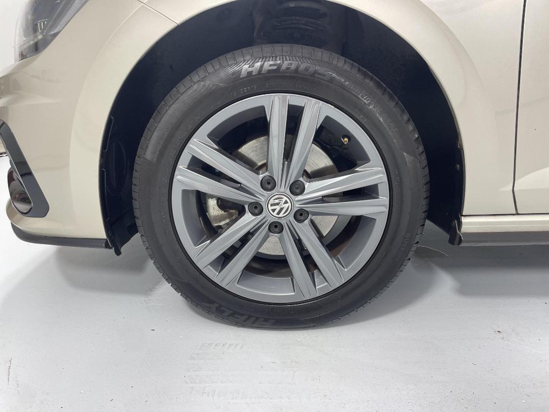 Photo '10' of Volkswagen Polo