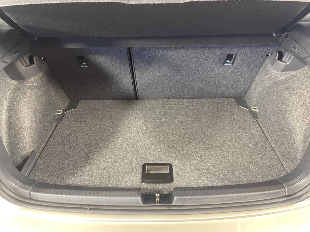 Photo '14' of Volkswagen Polo