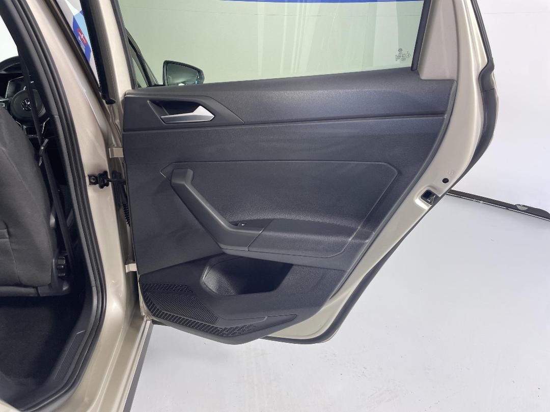 Photo '19' of Volkswagen Polo