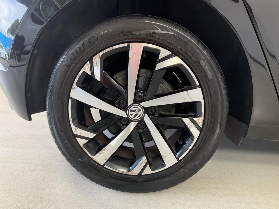 Photo '12' of Volkswagen Polo Photo '12' of Volkswagen Polo