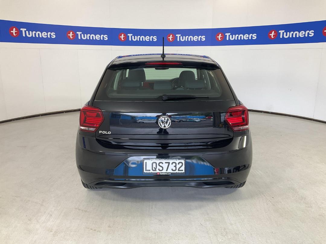 Photo '6' of Volkswagen Polo Photo '6' of Volkswagen Polo