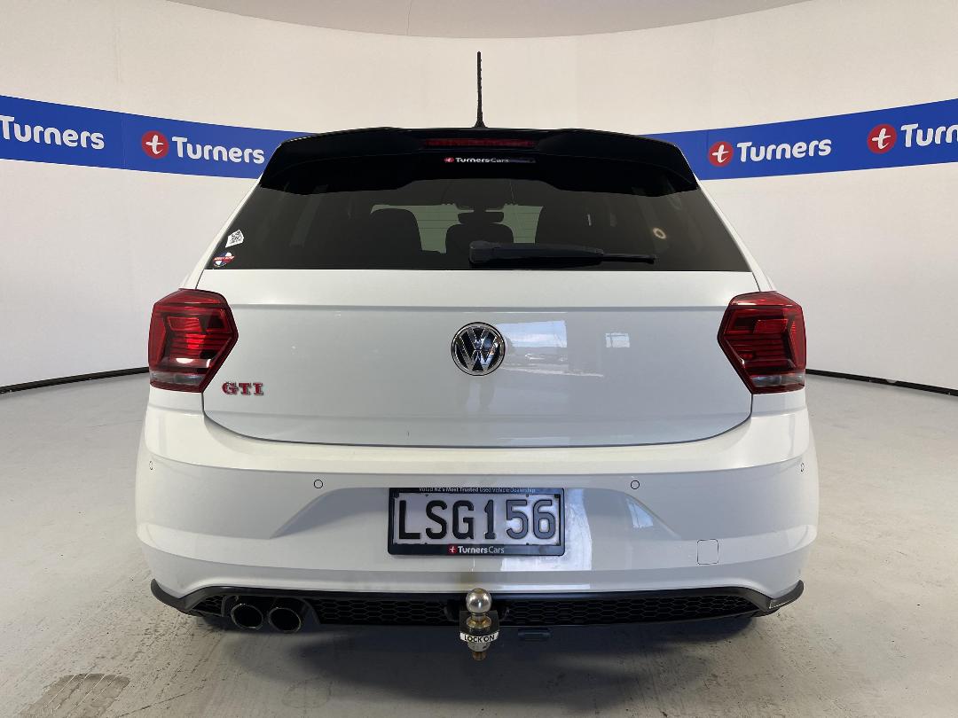 Photo '6' of Volkswagen Polo Photo '6' of Volkswagen Polo