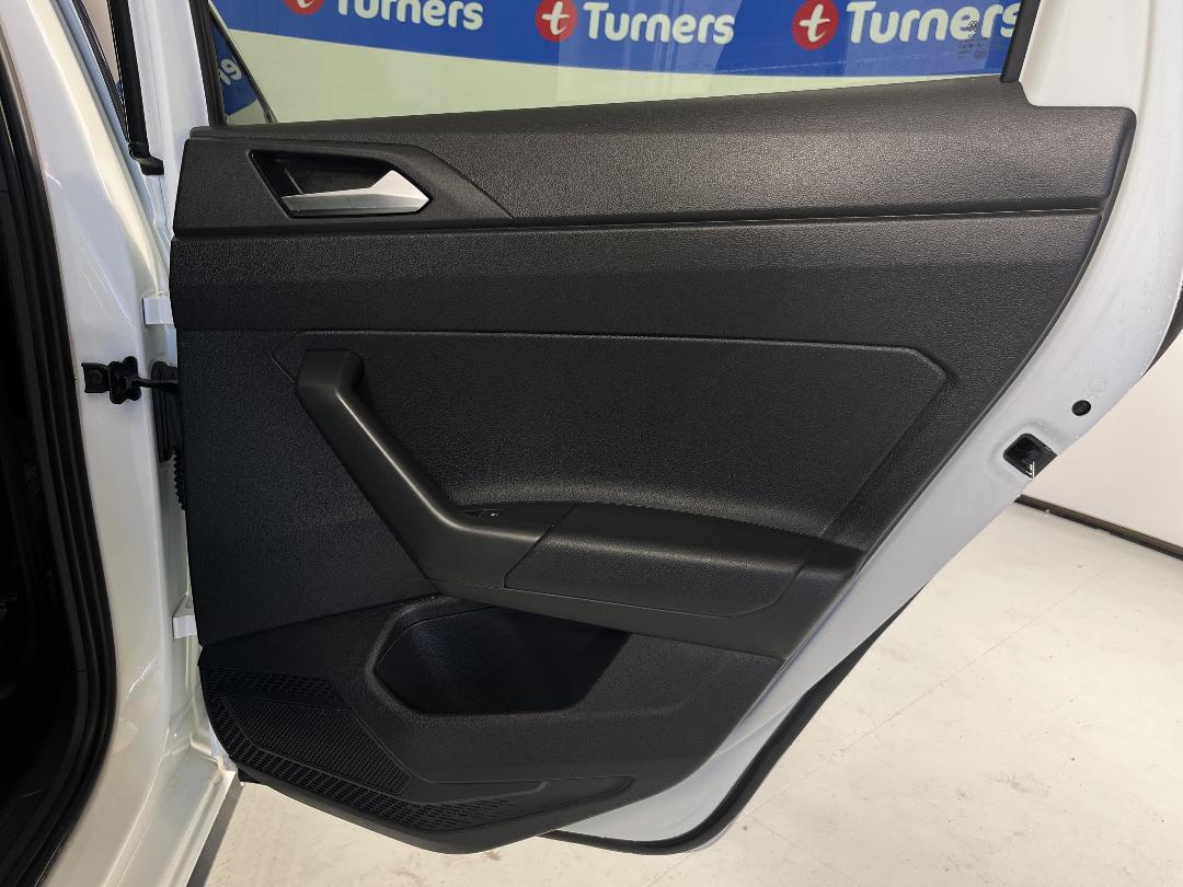 Photo '19' of Volkswagen Polo Photo '19' of Volkswagen Polo