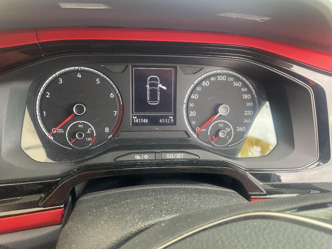 Photo '8' of Volkswagen Polo TSI 70KW Photo '8' of Volkswagen Polo TSI 70KW