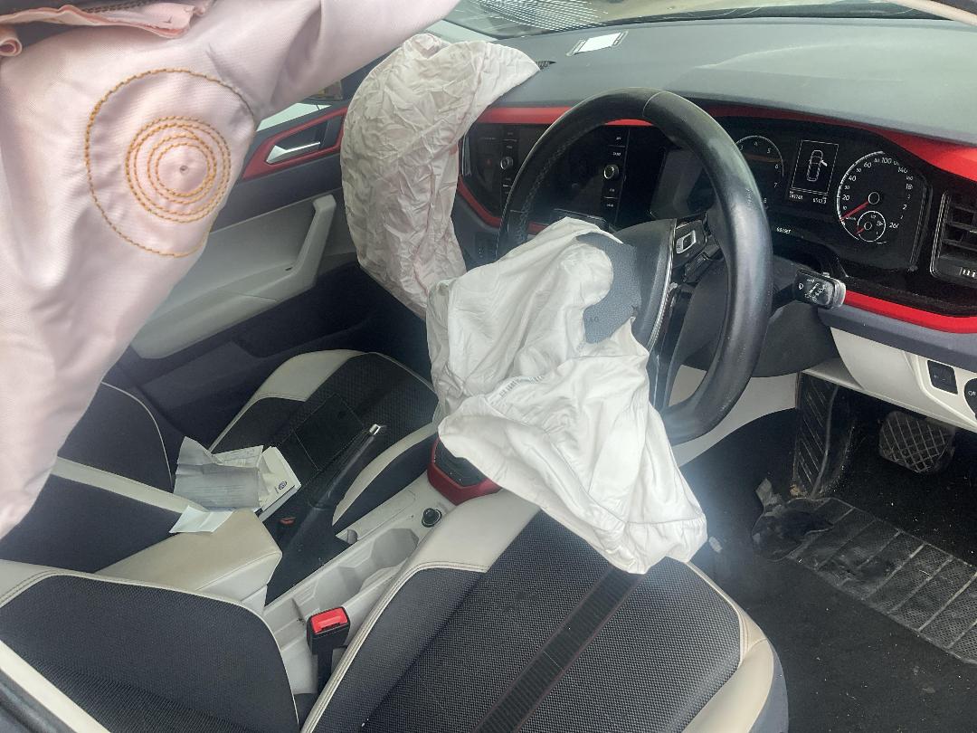 Photo '10' of Volkswagen Polo TSI 70KW Photo '10' of Volkswagen Polo TSI 70KW