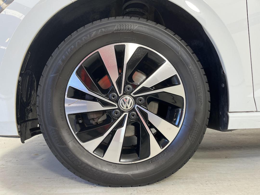 Photo '10' of Volkswagen Polo Photo '10' of Volkswagen Polo