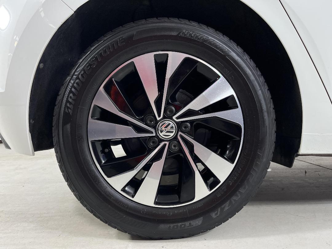 Photo '12' of Volkswagen Polo Photo '12' of Volkswagen Polo