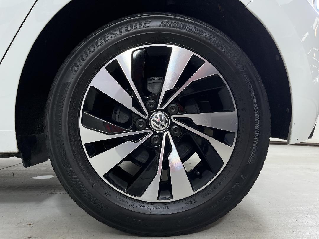 Photo '11' of Volkswagen Polo Photo '11' of Volkswagen Polo