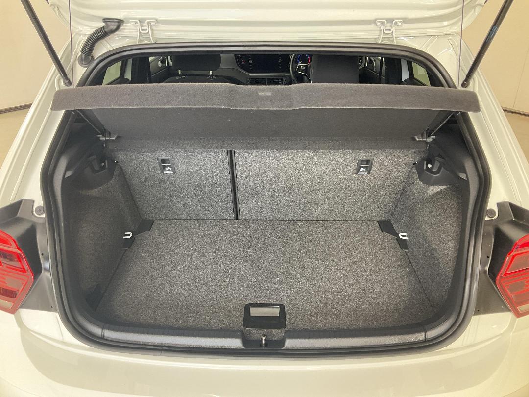 Photo '14' of Volkswagen Polo