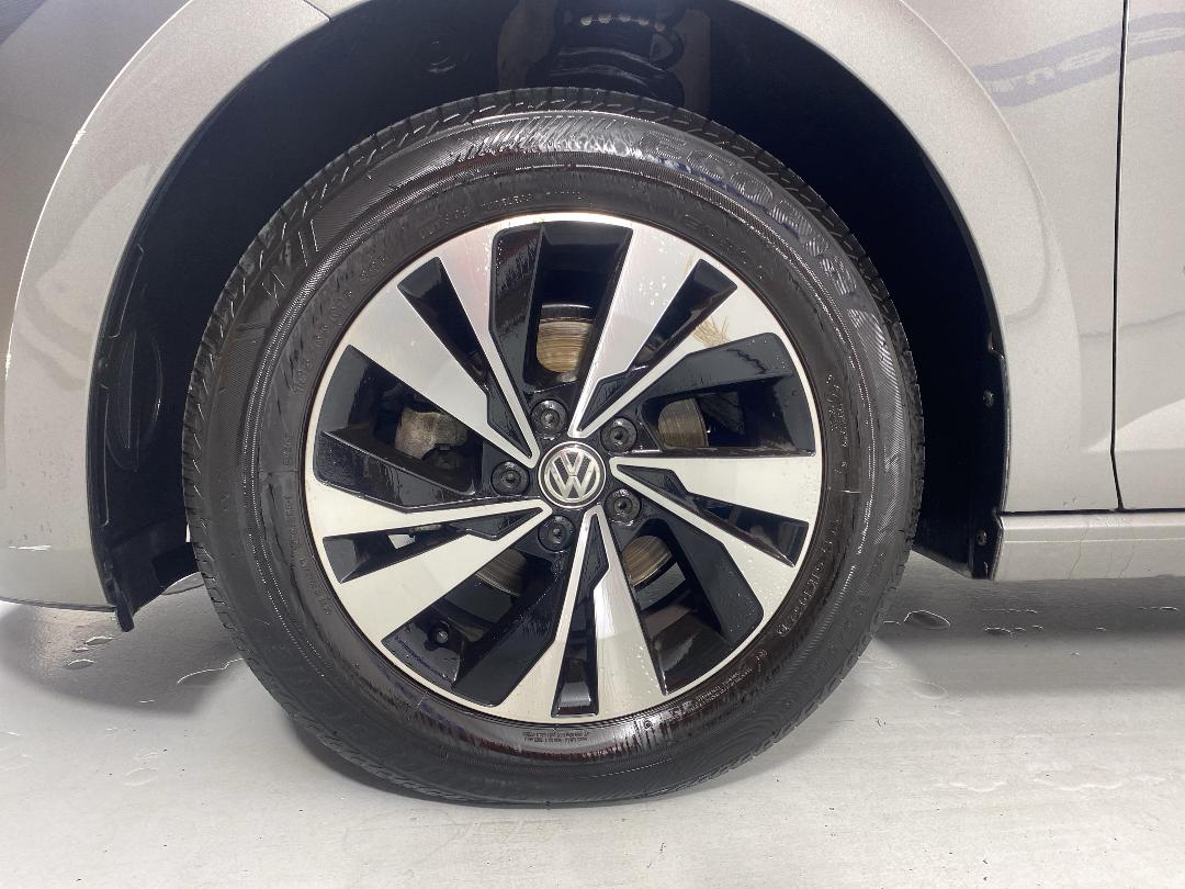 Photo '10' of Volkswagen Polo Photo '10' of Volkswagen Polo