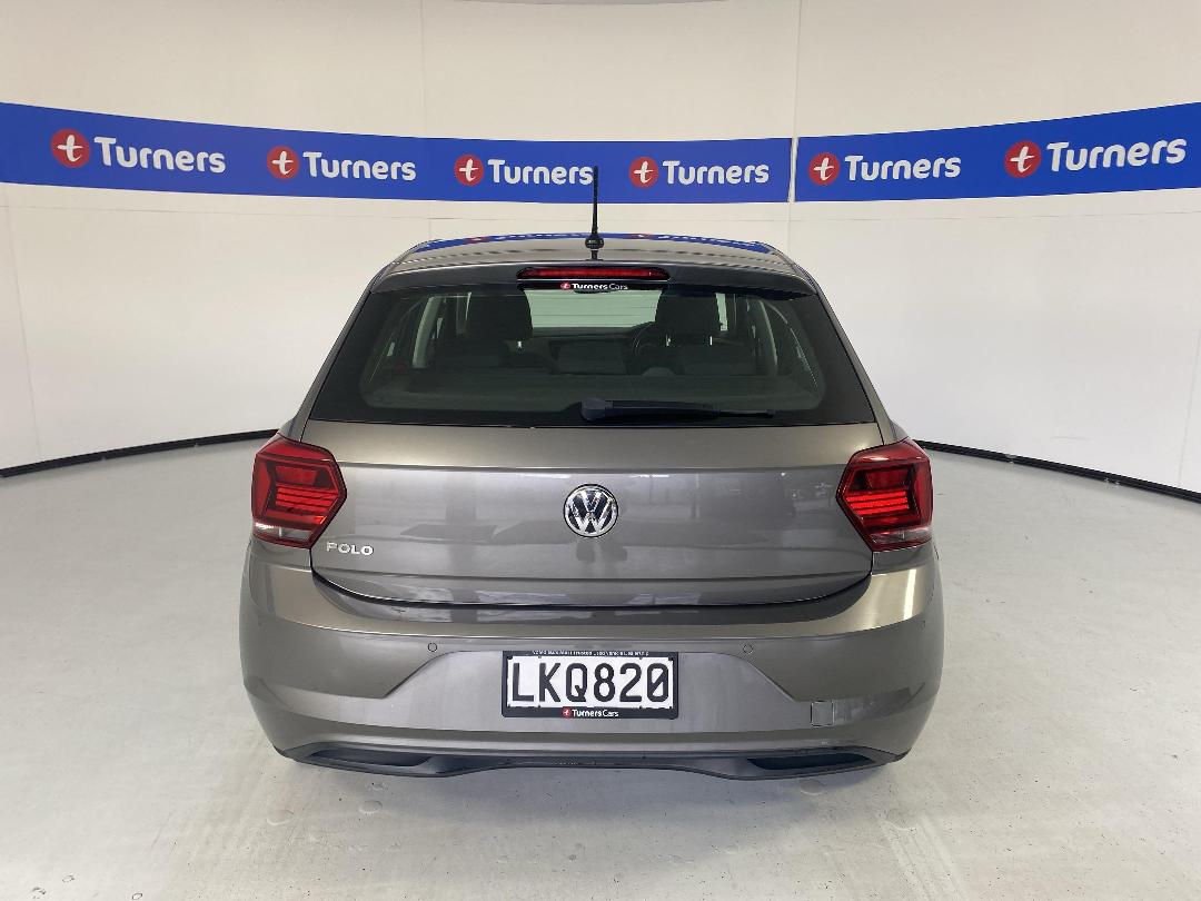 Photo '6' of Volkswagen Polo Photo '6' of Volkswagen Polo