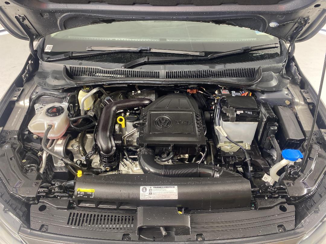 Photo '13' of Volkswagen Polo Photo '13' of Volkswagen Polo