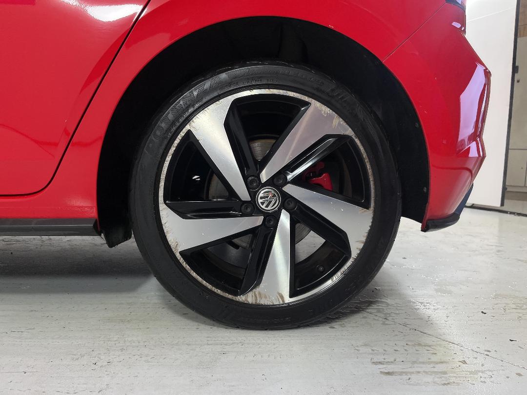 Photo '11' of Volkswagen Polo Photo '11' of Volkswagen Polo