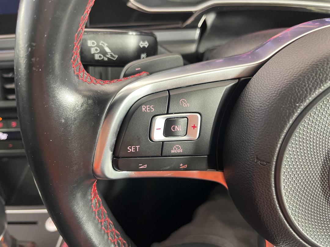 Photo '24' of Volkswagen Polo Photo '24' of Volkswagen Polo