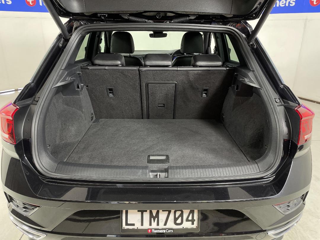 Photo '14' of Volkswagen T-ROC Photo '14' of Volkswagen T-ROC