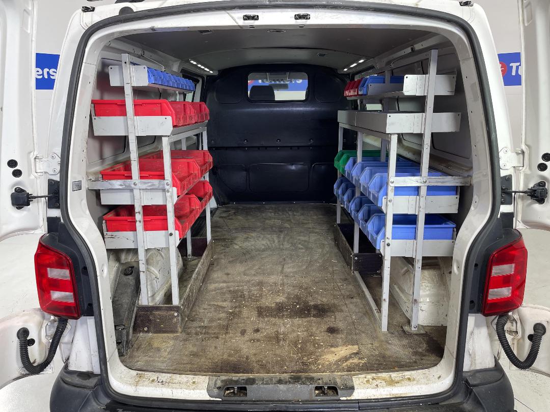 Photo '14' of Volkswagen T6