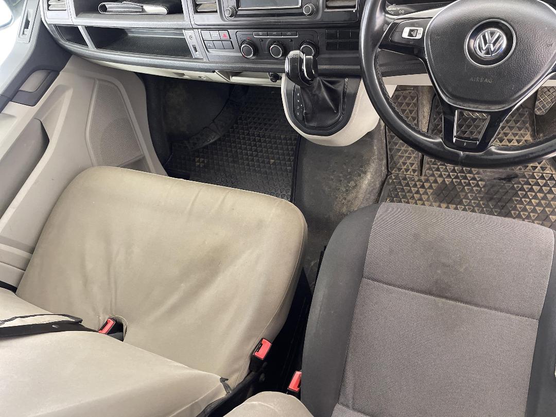 Photo '18' of Volkswagen T6