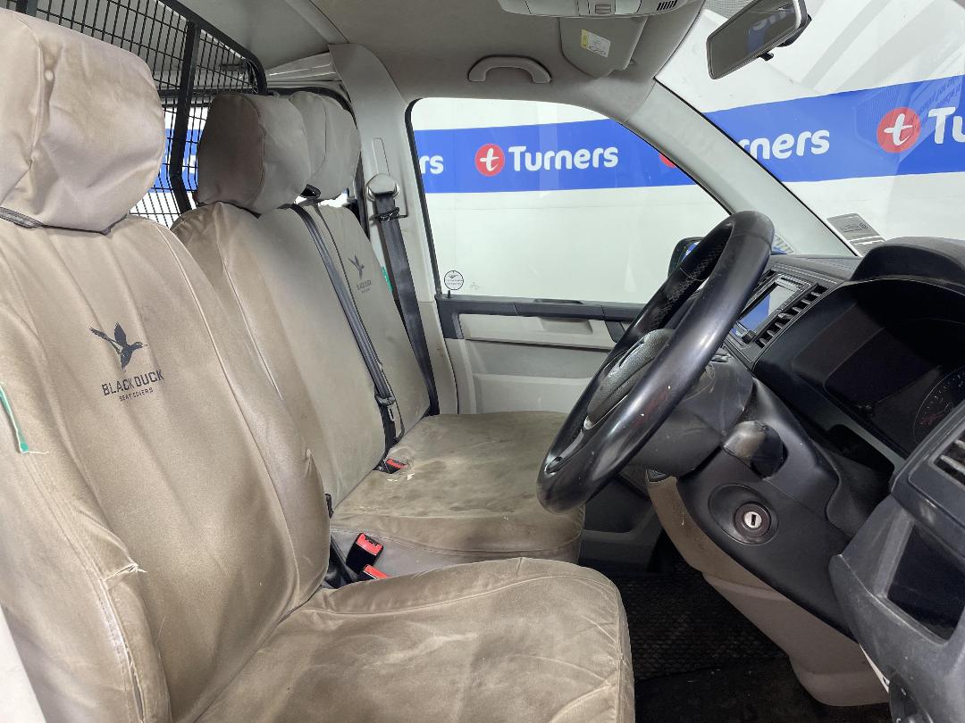 Photo '16' of Volkswagen T6