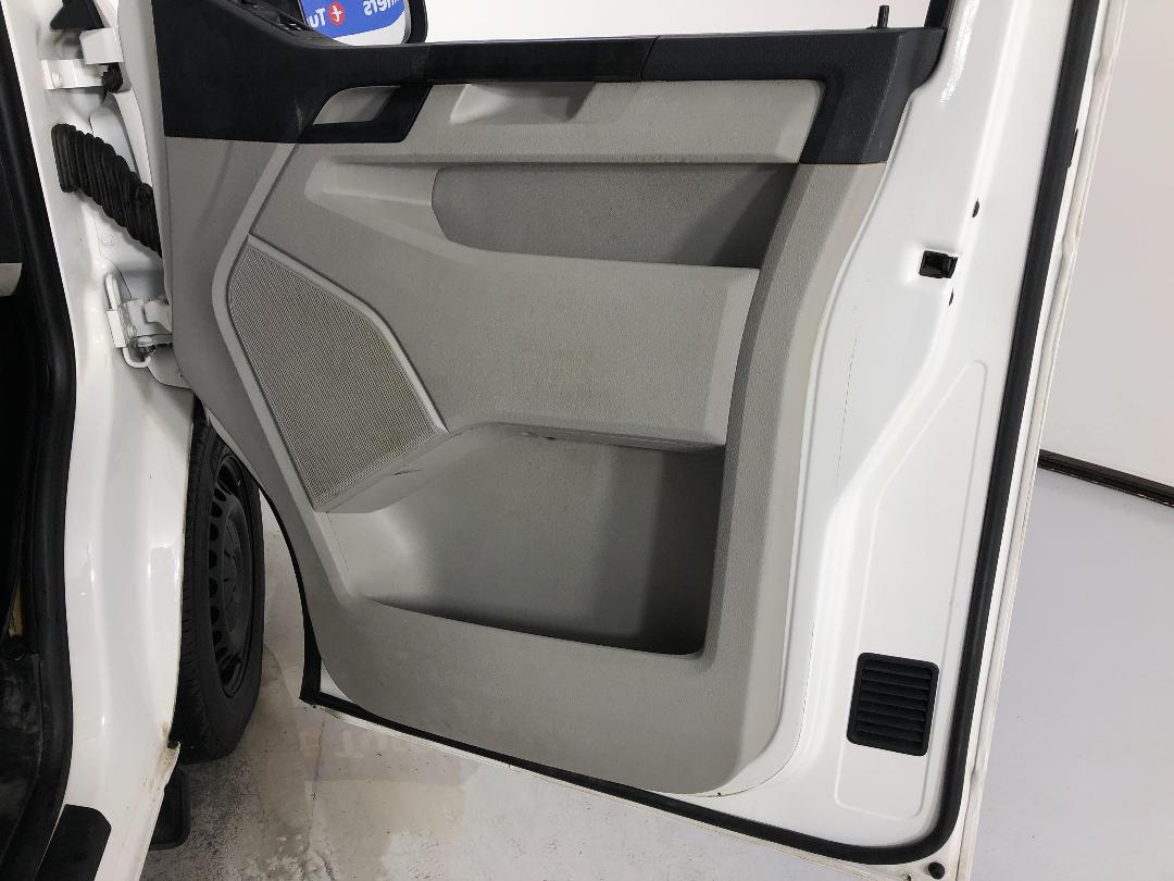 Photo '15' of Volkswagen T6 Photo '15' of Volkswagen T6