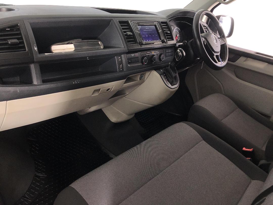 Photo '17' of Volkswagen T6 Photo '17' of Volkswagen T6