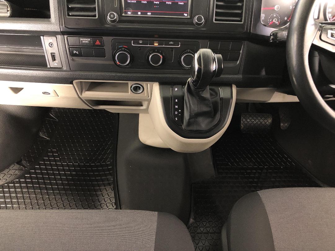 Photo '18' of Volkswagen T6 Photo '18' of Volkswagen T6