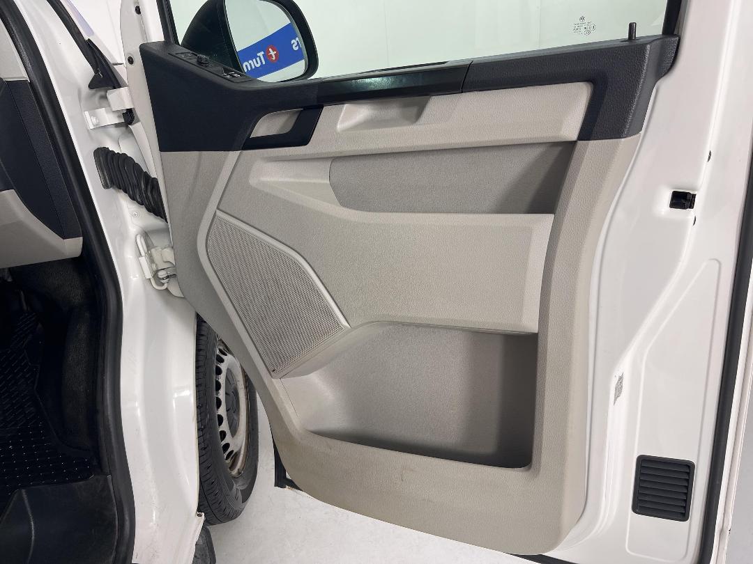 Photo '15' of Volkswagen T6 Photo '15' of Volkswagen T6