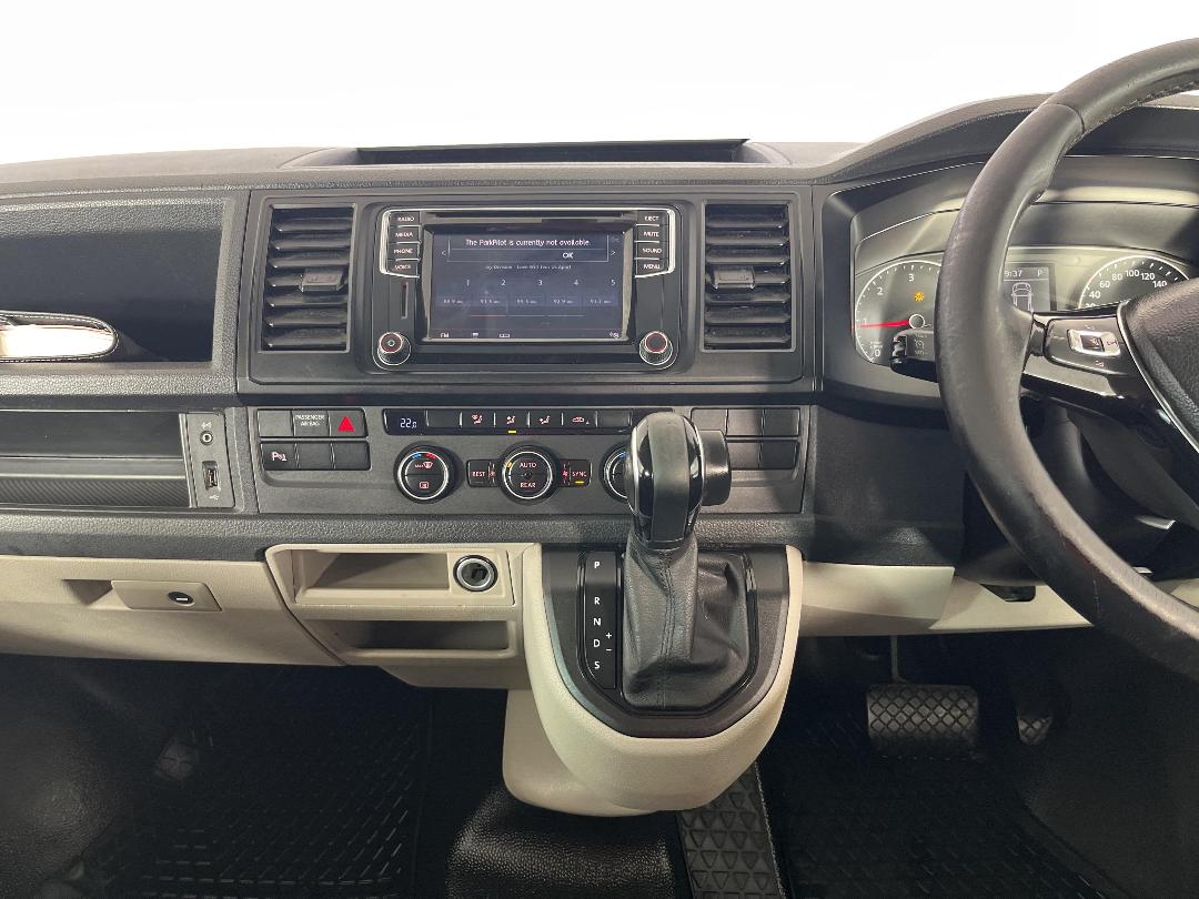 Photo '18' of Volkswagen T6 Photo '18' of Volkswagen T6