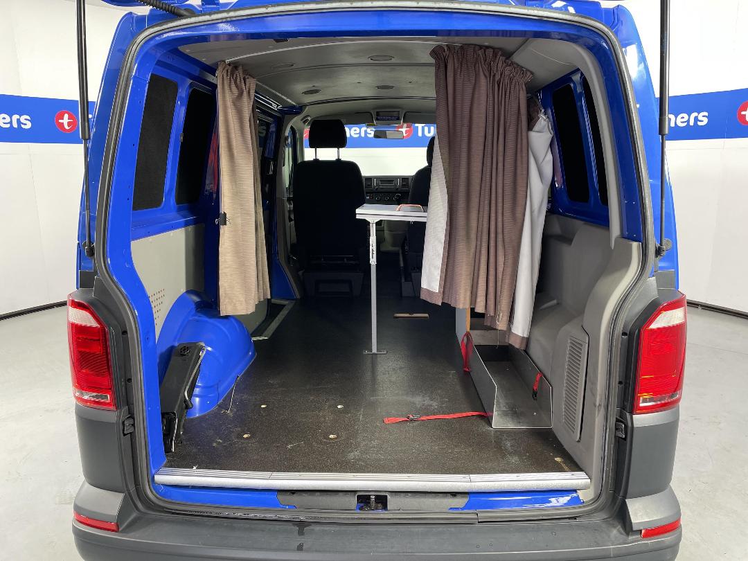 Photo '14' of Volkswagen T6