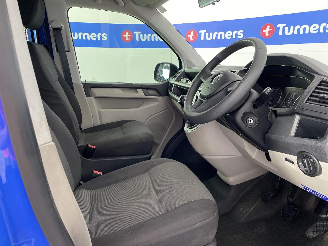 Photo '16' of Volkswagen T6