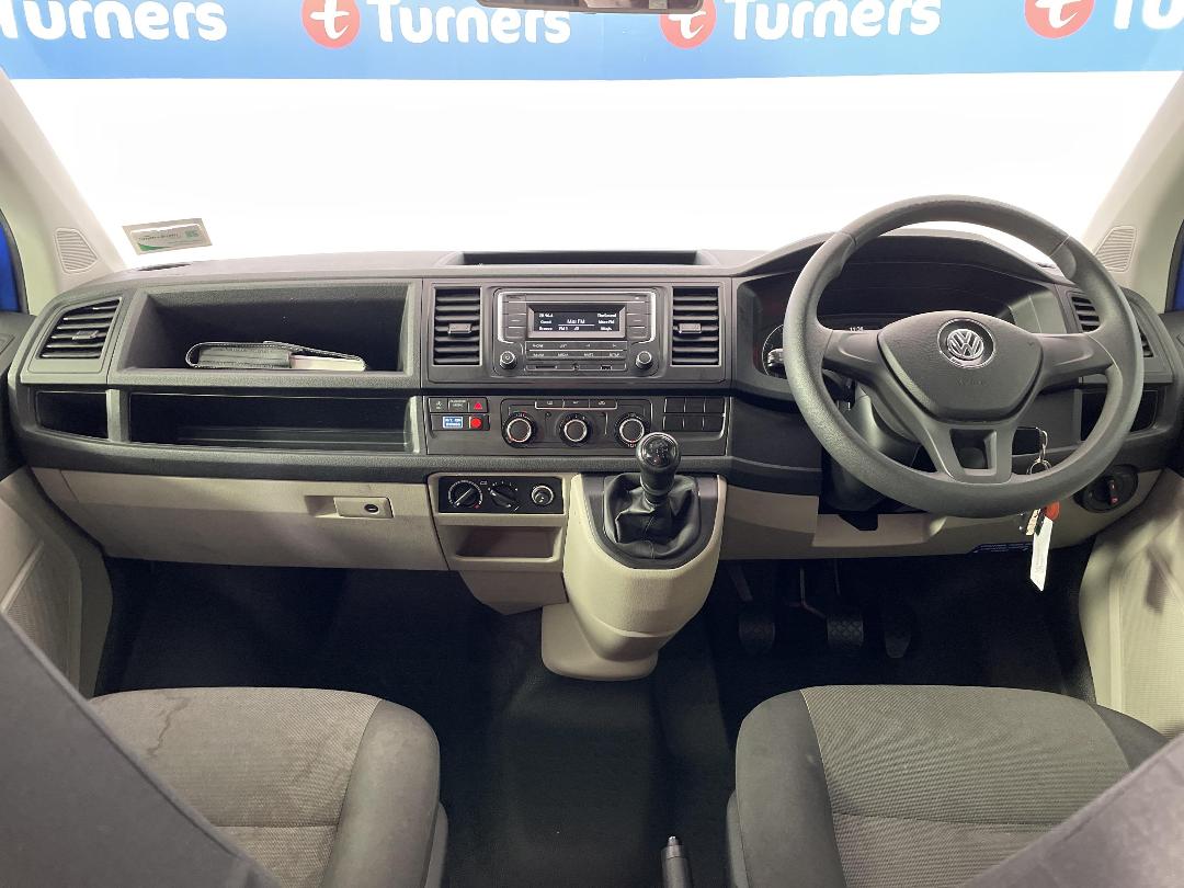 Photo '17' of Volkswagen T6