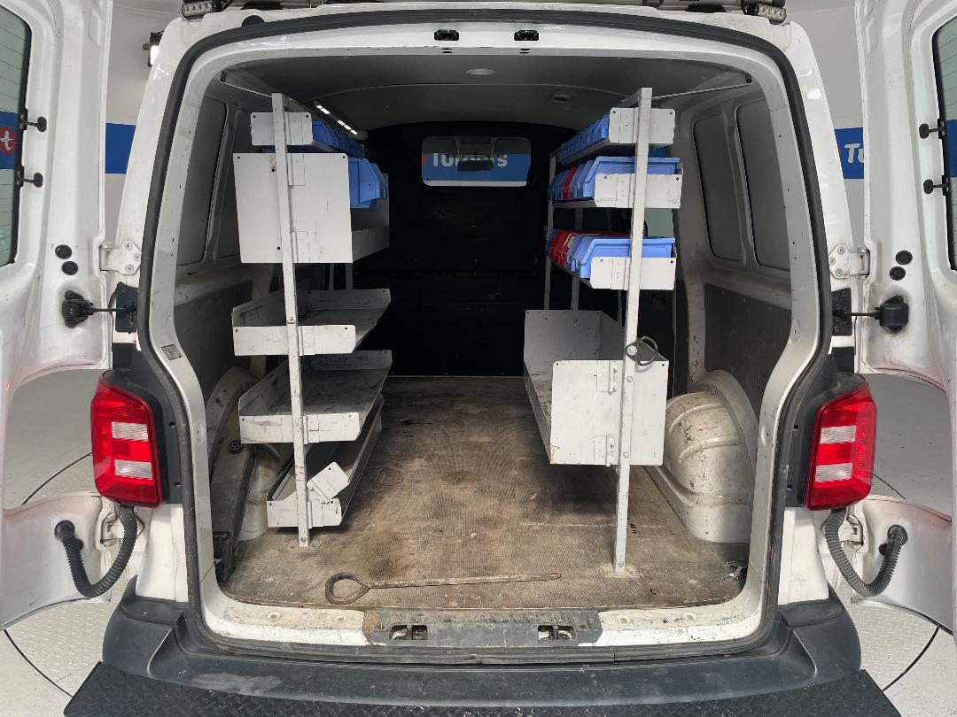 Photo '14' of Volkswagen T6