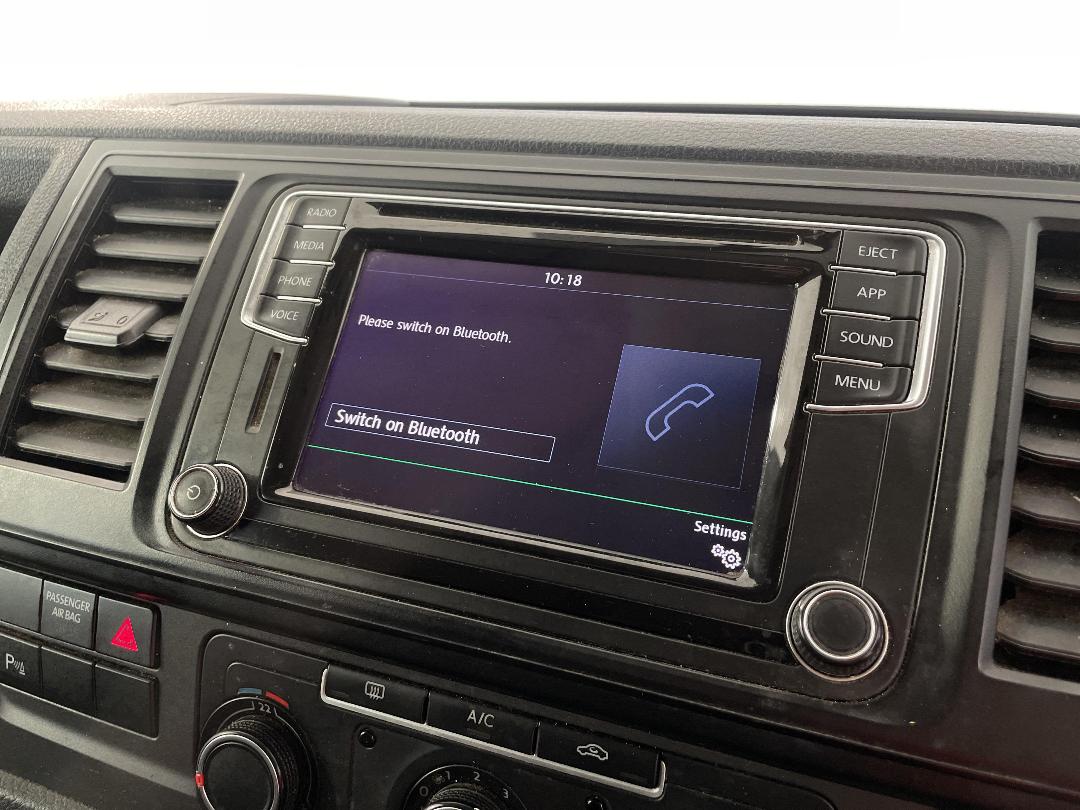 Photo '27' of Volkswagen T6