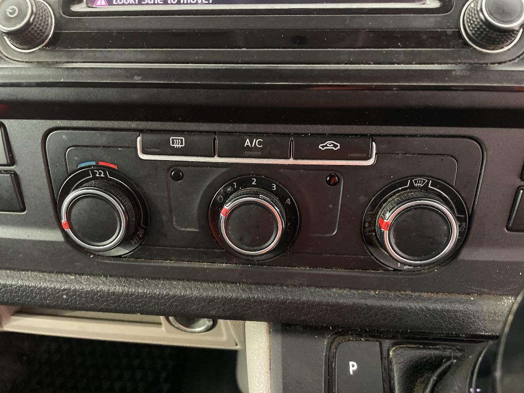 Photo '29' of Volkswagen T6