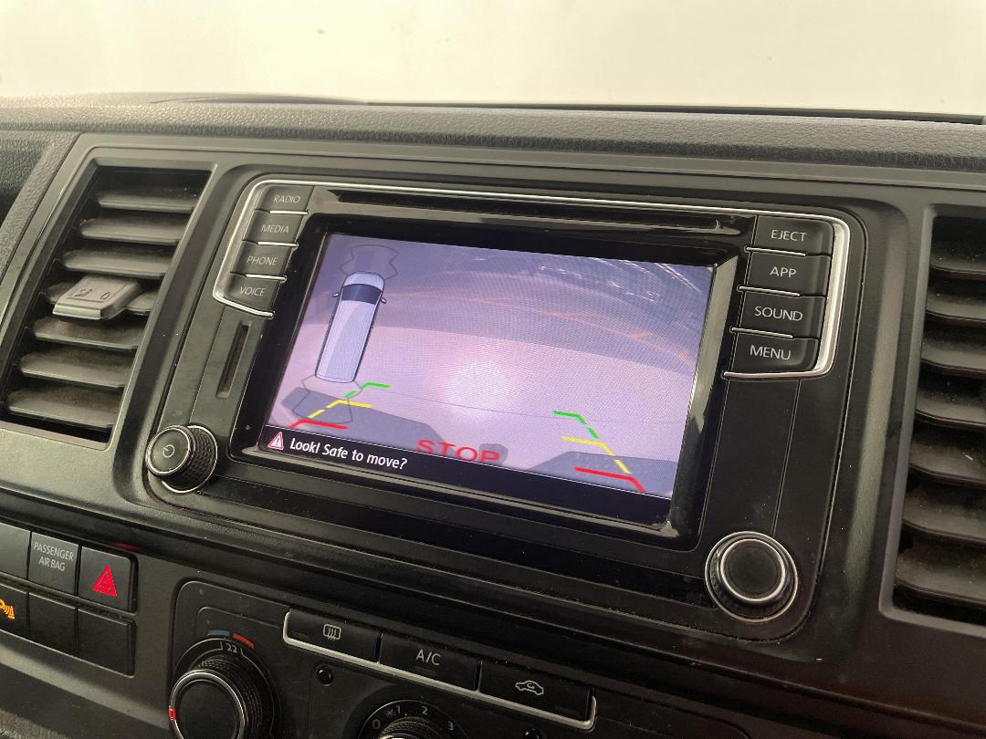 Photo '28' of Volkswagen T6