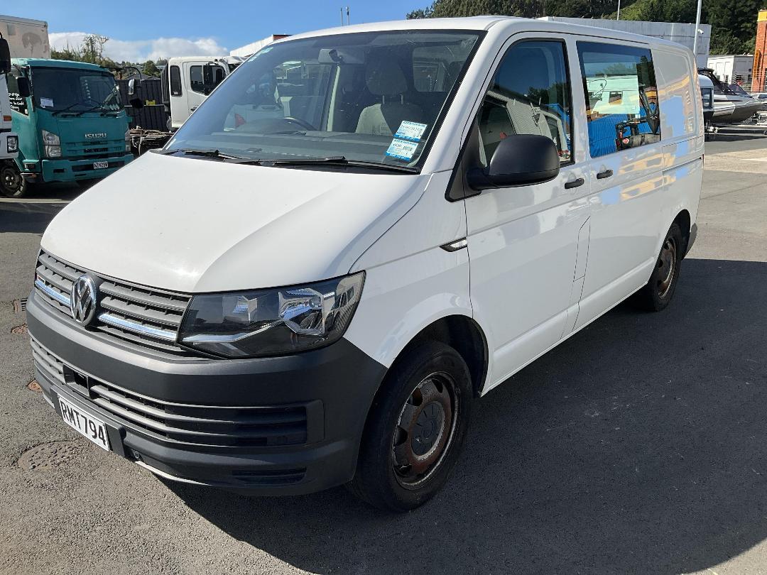 Photo '4' of Volkswagen T6 Transporter SWB