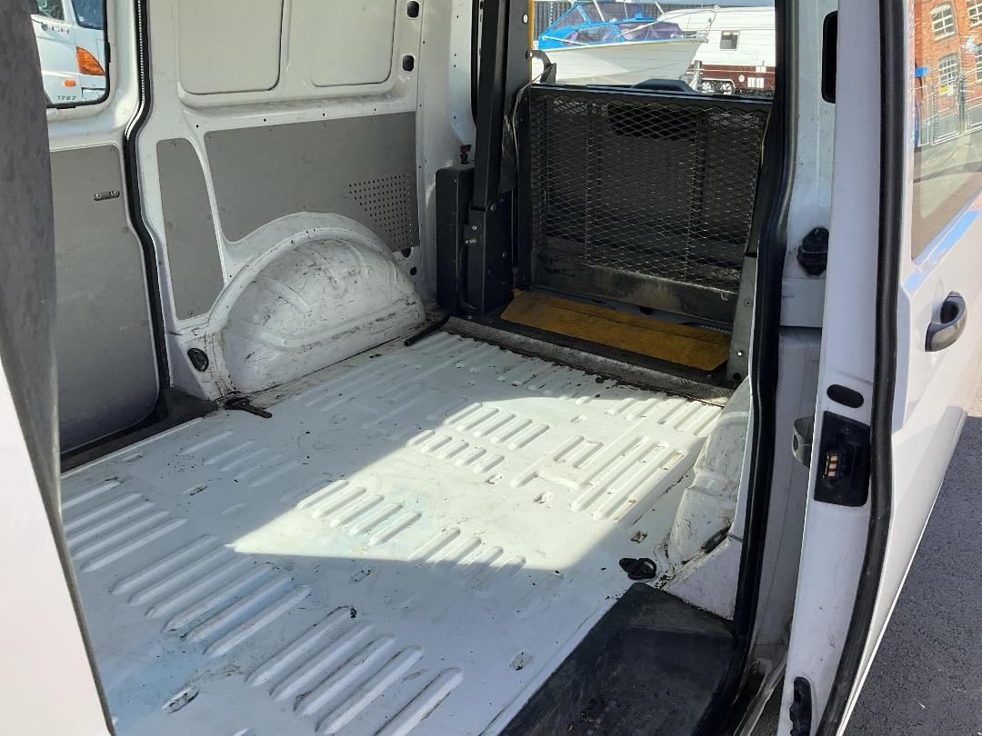 Photo '12' of Volkswagen T6 Transporter SWB